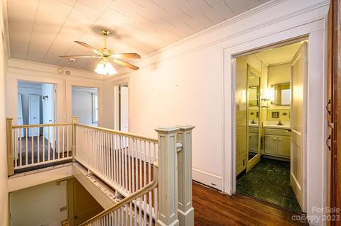 264 3rd Ave NE, Hickory, NC 28601 photo 36