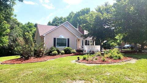 614 Station Dr, Monroe, NC 28110
