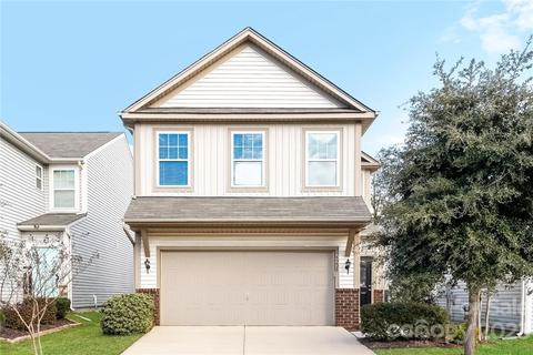 5225 Crystal Lakes Dr, Rock Hill, SC 29732