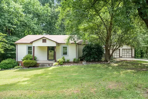 6204 Hilltop Ave, Kannapolis, NC 28081