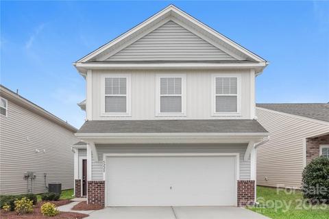 5228 Crystal Lakes Dr, Rock Hill, SC 29732
