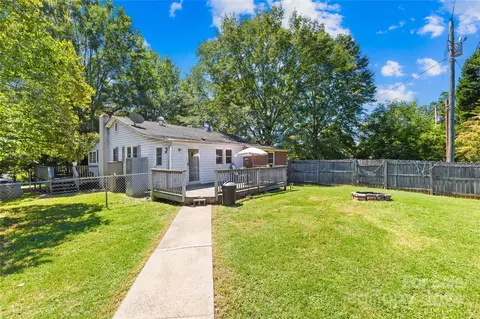 114 Jos Ln, Bessemer City, NC 28016