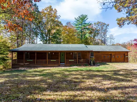 3576 Julian Welborn Dr, Morganton, NC 28655