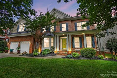 208 Montibello Dr, Mooresville, NC 28117