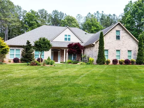 7045 Hawk Shadow Ln, Denver, NC 28037 photo 38