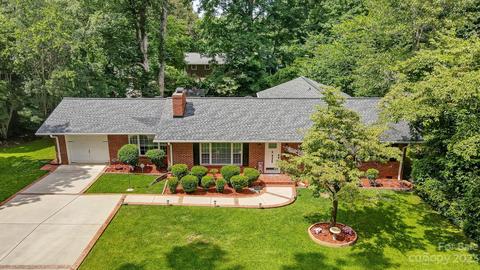 125 E Lockman St, Fort Mill, SC 29715