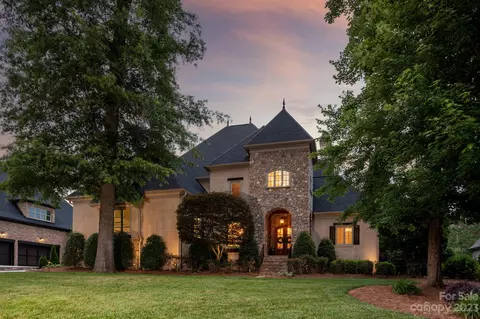 800 Beauhaven Ln, Waxhaw, NC 28173