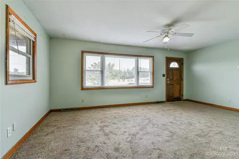 23 Holbrook Rd, Candler, NC 28715 photo 12
