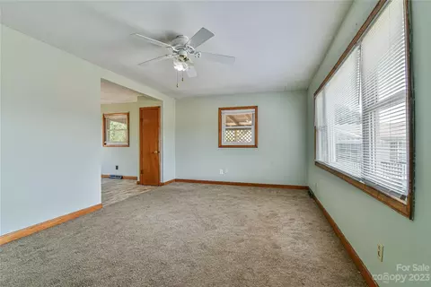 23 Holbrook Rd, Candler, NC 28715 photo 11