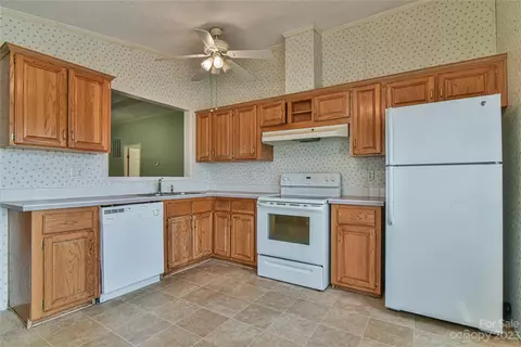 23 Holbrook Rd, Candler, NC 28715 photo 34