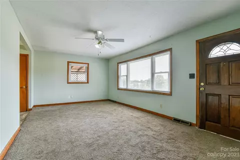 23 Holbrook Rd, Candler, NC 28715 photo 10