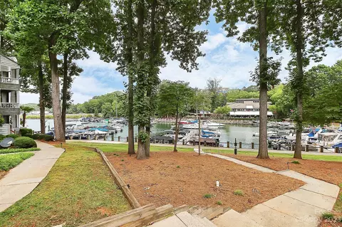 205 Northwest Dr, Davidson, NC 28036 photo 32