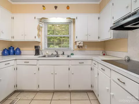 648 Blacksnake Rd, Stanley, NC 28164 photo 14