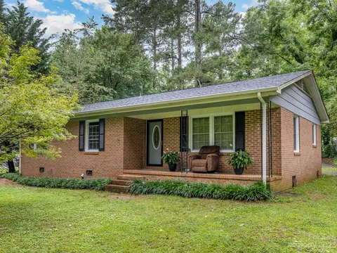 648 Blacksnake Rd, Stanley, NC 28164