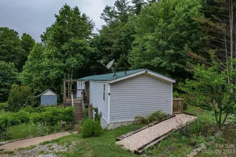 1173 Sharon Ridge Rd, Fairview, NC 28730