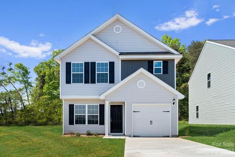3024 Crescent Lake Ln, Charlotte, NC 28214