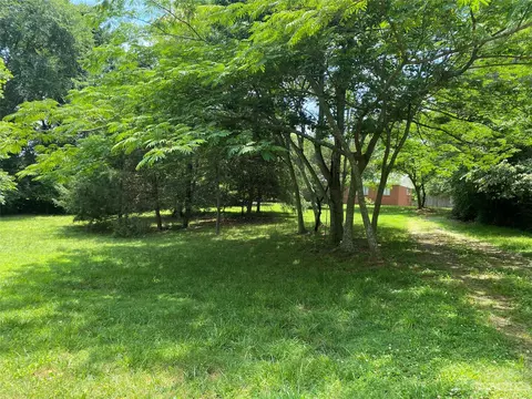 8309 Starnes Randall Rd, Charlotte, NC 28215
