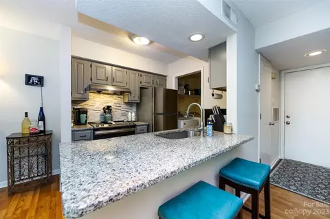 11114 Harrowfield Rd, Charlotte, NC 28226