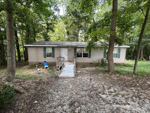 121 Hardwood Cir, Gastonia, NC 28056