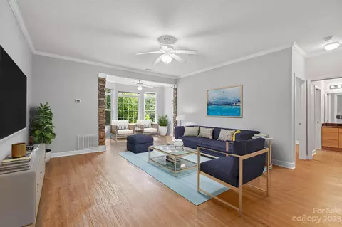 1000 Olde Eastwood Village 4b Blvd #4B, Asheville, NC 28803