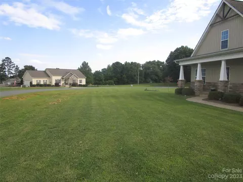 4103 Highland Pointe Dr, Monroe, NC 28110 photo 4