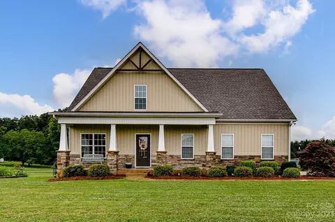 4103 Highland Pointe Dr, Monroe, NC 28110