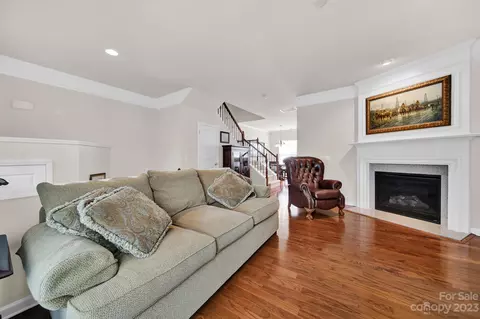 917 Lyndley Dr, Fort Mill, SC 29708 photo 8