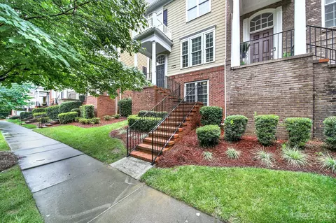 917 Lyndley Dr, Fort Mill, SC 29708