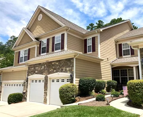 1055 Silver Gull Dr, Tega Cay, SC 29708