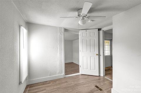 412 Sumter St, Clover, SC 29710 photo 15