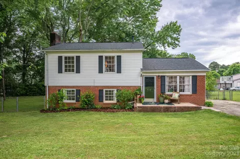 419 Durham Rd, Stanley, NC 28164 photo 2
