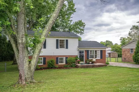 419 Durham Rd, Stanley, NC 28164