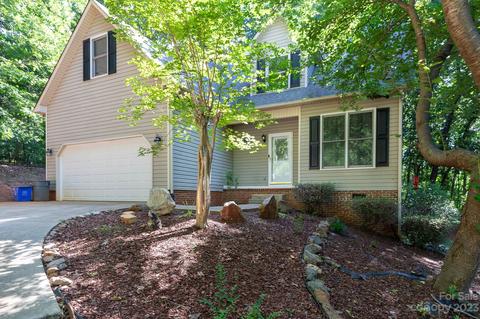 2680 Mountainview Rd, Clover, SC 29710