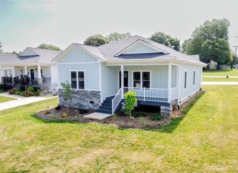 107 Pennsylvania Ave, Spindale, NC 28160