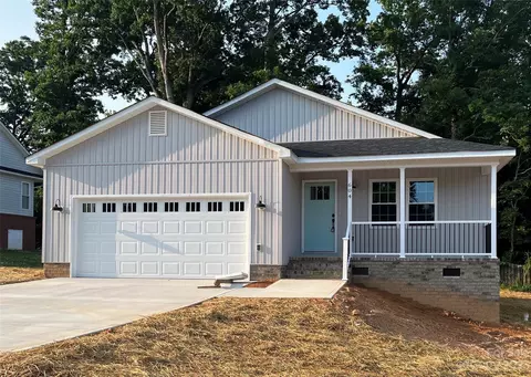 604 Marigold Dr, Kannapolis, NC 28083