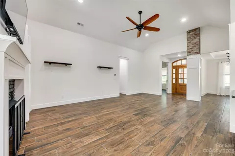 361 Squirrel Ln, Clover, SC 29710 photo 14