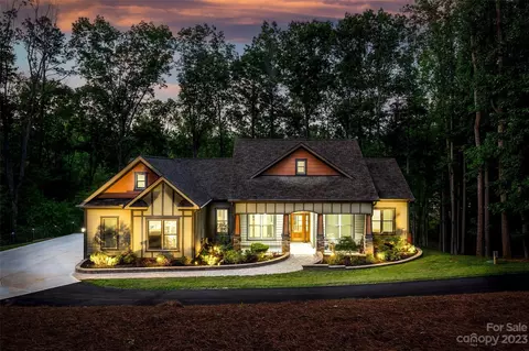 361 Squirrel Ln, Clover, SC 29710