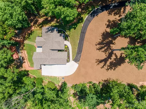 361 Squirrel Ln, Clover, SC 29710 photo 5