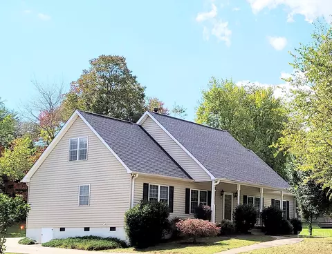 15 Eden Glen Rd, Black Mountain, NC 28711