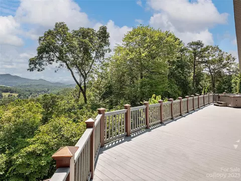 409 Briarcliff Dr, Sylva, NC 28779 photo 19
