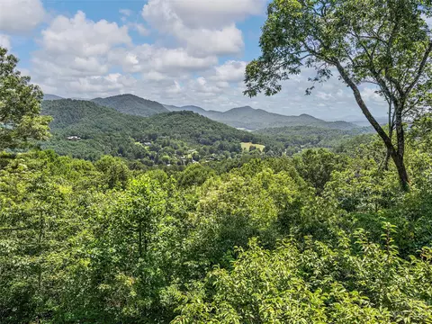 409 Briarcliff Dr, Sylva, NC 28779 photo 4