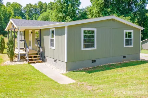 2495 Piney Rd, Morganton, NC 28655 photo 2