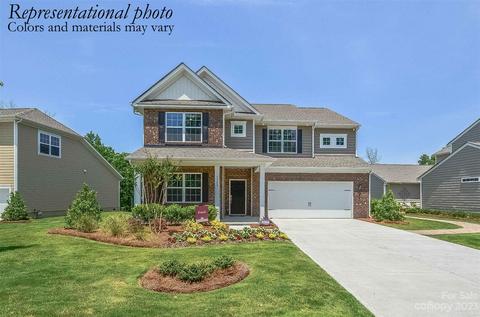 372 Kennerly Center 470 Dr #470, Mooresville, NC 28115