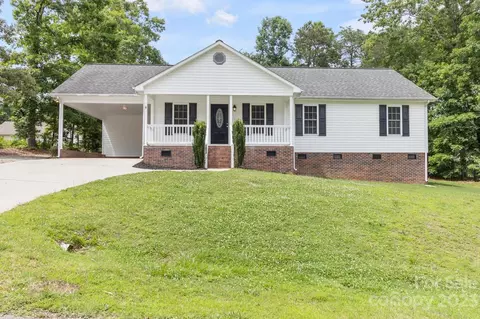 1802 Creekstone Ct, Lincolnton, NC 28092