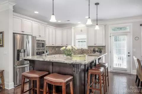 739 Amalfi Dr, Davidson, NC 28036 photo 2