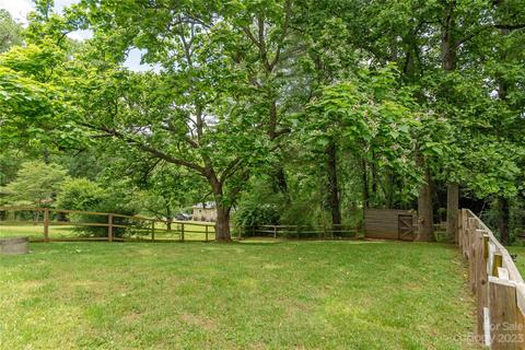 258 Illahee Rd, Brevard, NC 28712 photo 32