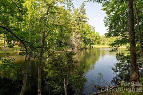 00 Deer Park Lake Rd, Spruce Pine, NC 28777