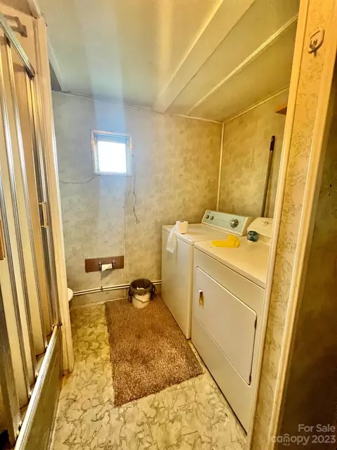103 Jeff Walker Ln, Hiddenite, NC 28636 photo 3