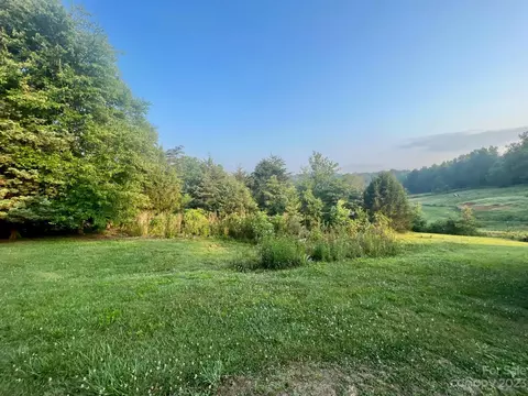 103 Jeff Walker Ln, Hiddenite, NC 28636 photo 2