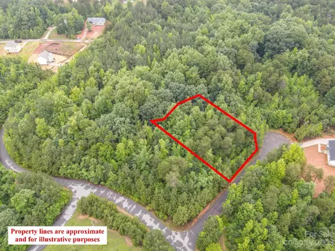 111 Spalding Ct, Statesville, NC 28677